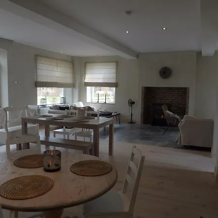 Lovely Stay In Hotton, Near Durbuy, Ravel, Gp57 And The River L'Ourthe بيت ضيافة هوتون