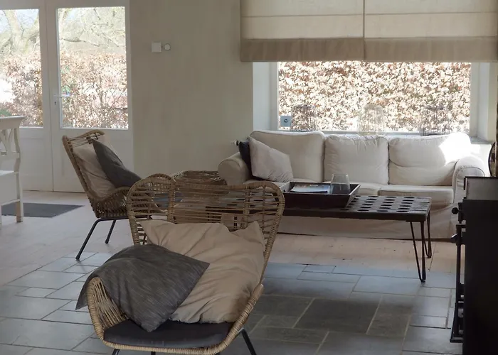 O Lit De L'ourthe Penzion 4*